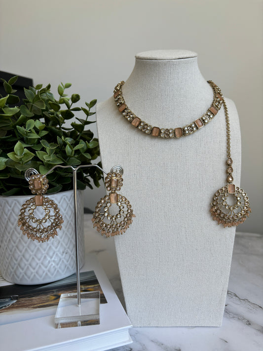 Vindya necklace set