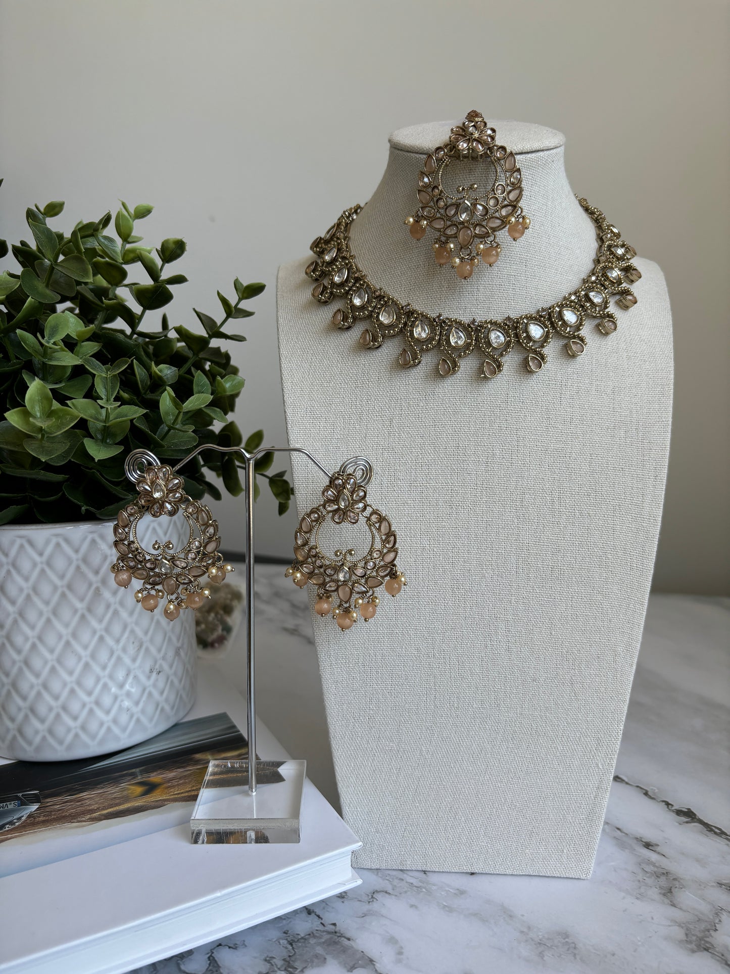 Amy Necklace Set