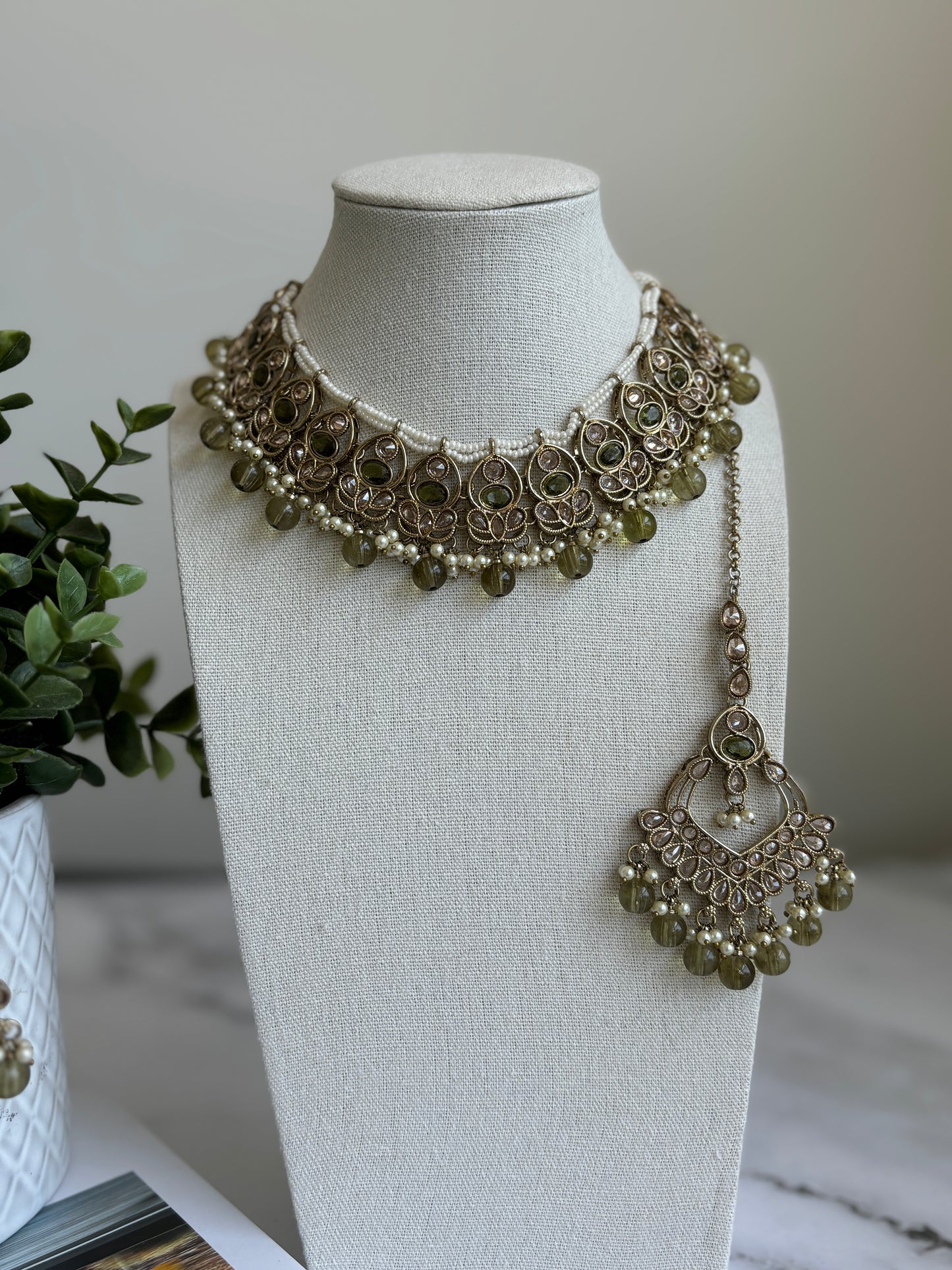 Heena necklace set