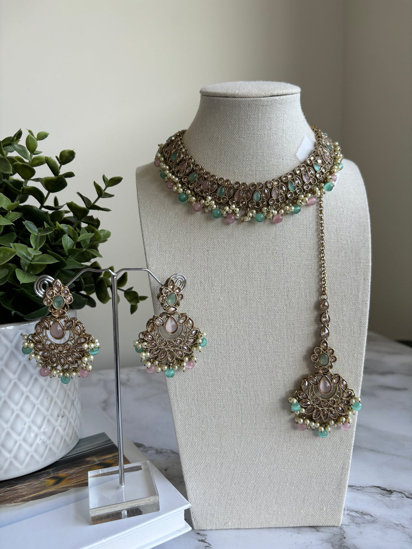 Heena necklace set