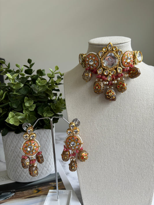 Sakshi Kundan Set