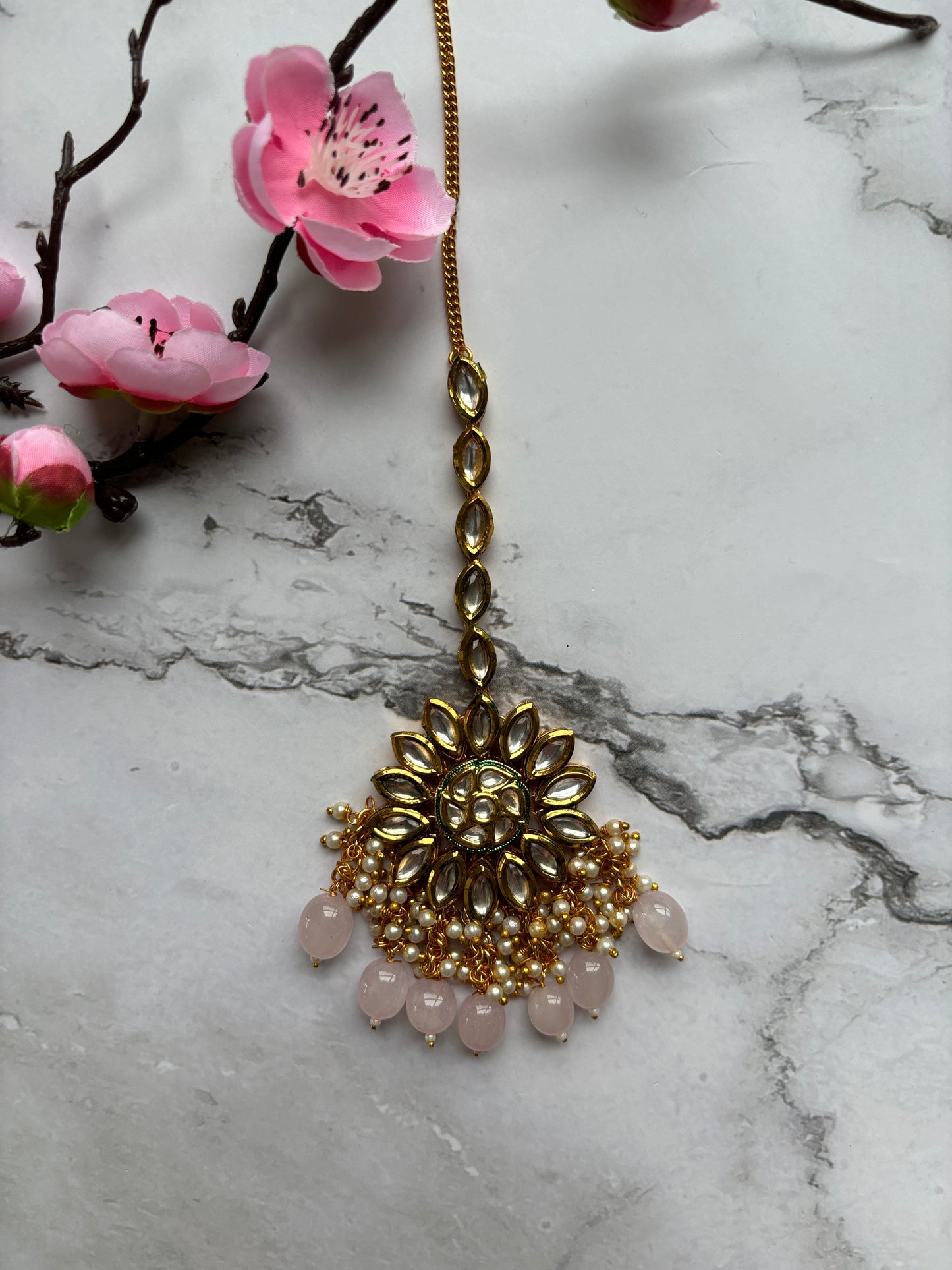 Kundan baby pink tikka