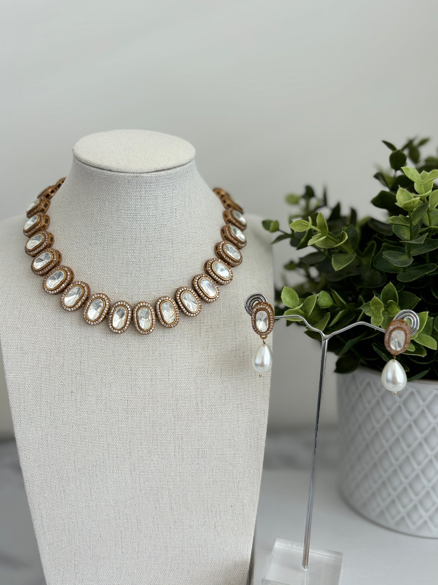 Daphne necklace set