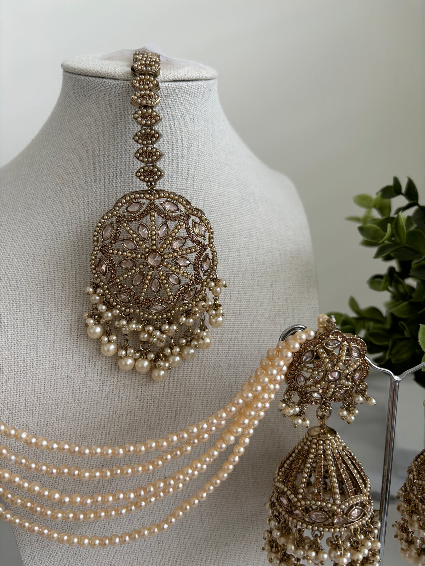 Zairah jhumki earrings tikka